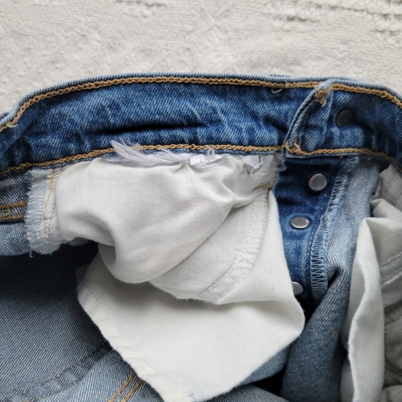 Levi's Wedgie High Waisted Button Fly Casual Denim Jean - Light-Medium Wash - Picture 8 of 11